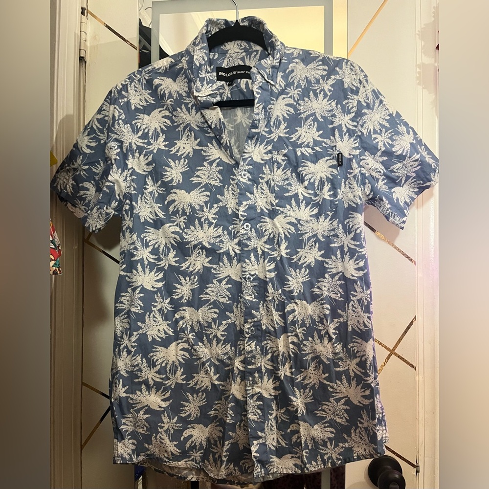 Molokai Surf Co tropical shirt! Size M.